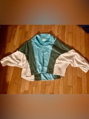 BUCKETLIST over-sized top, large